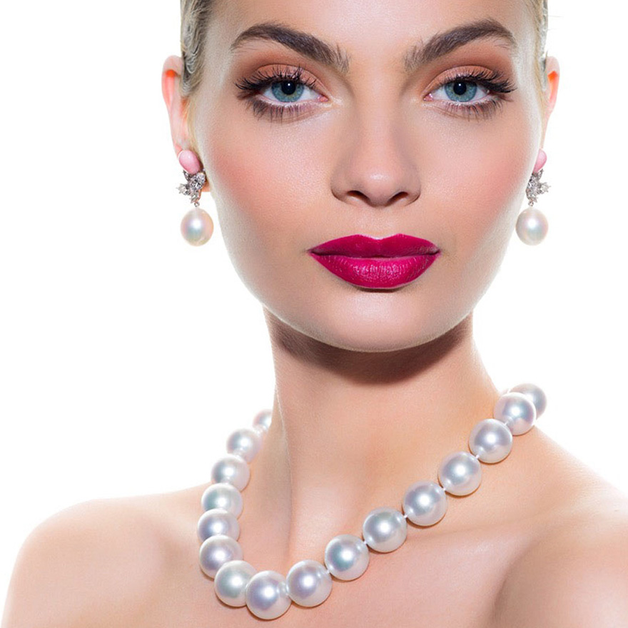 A pearl strand with matching pearls.