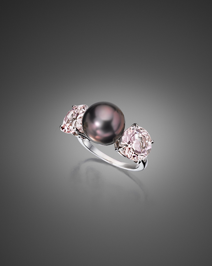 Tahitian Natural Color Cultured Pearl 11.2 x 11.3mm Ring set in 18K White Gold with 2 Round Morganite, 5.24 cts
