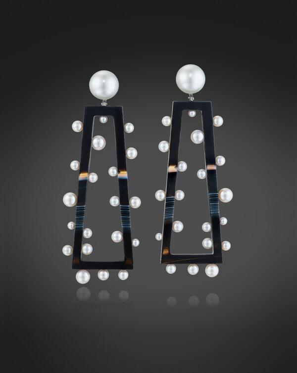 Assael avant-garde South Sea Cultured Pearls earrings