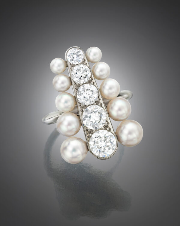 Assael Platinum Ring celebrates Diamonds and Pearls.