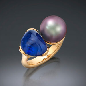Assael Tahitian pearl and natural blue sapphire ring