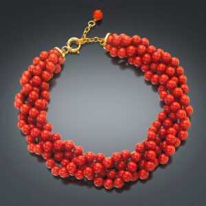 assael Sardinian coral with a twist necklace