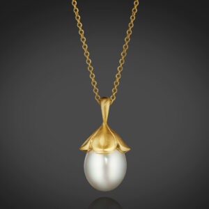 P3679 South sea pearl necklace