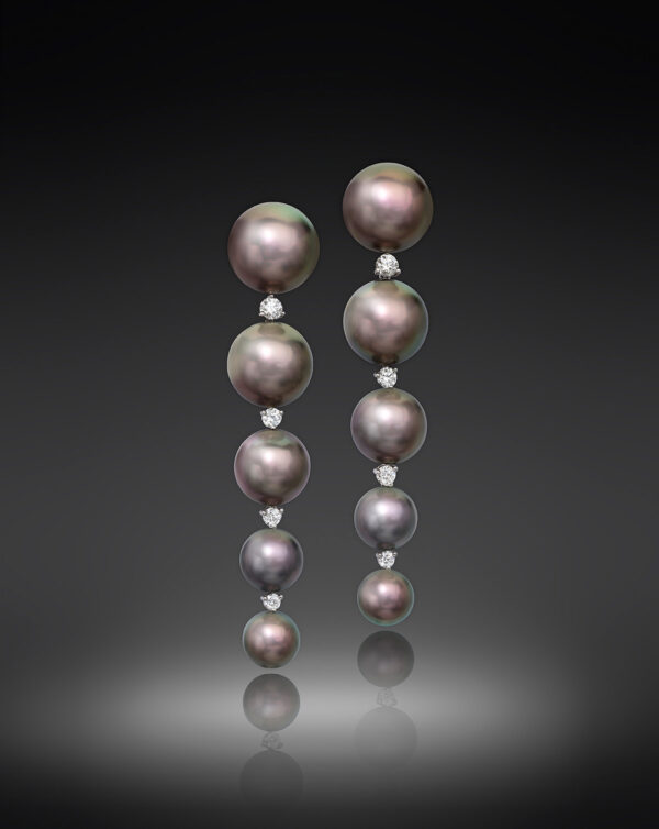 Tahitian pearl “diamond connected” earrings